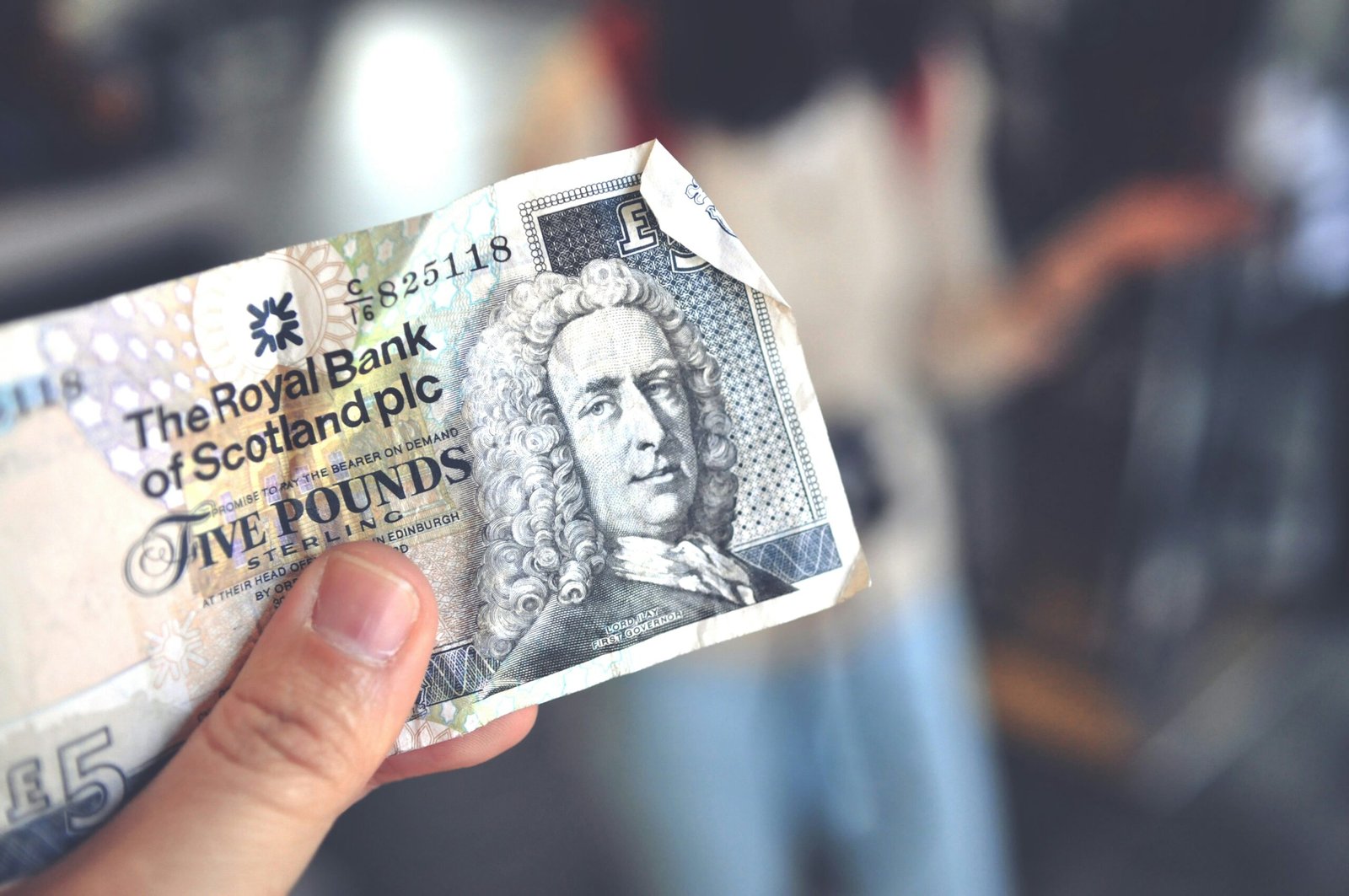 Best High-Interest Savings Accounts in the UK for 2025